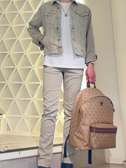 GUESS　デニムジャケット