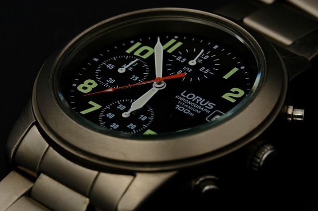 作りこまれた文字盤