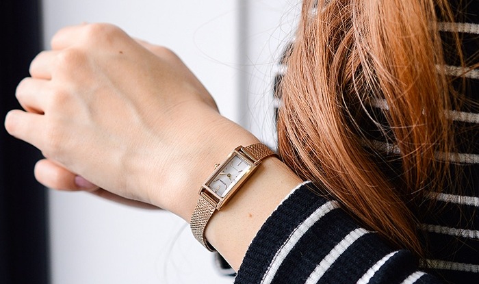 シチズンKII(キー)の特徴1:ジュエリー様の細ブレスレット