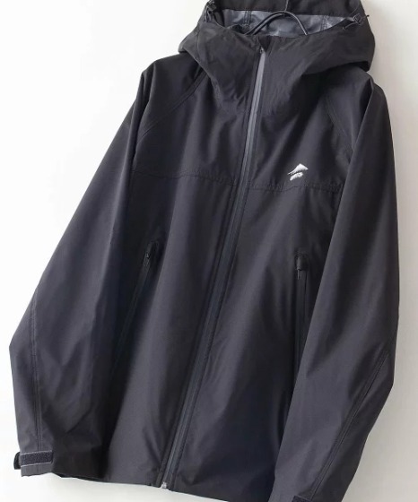 マウンテンパーカー
