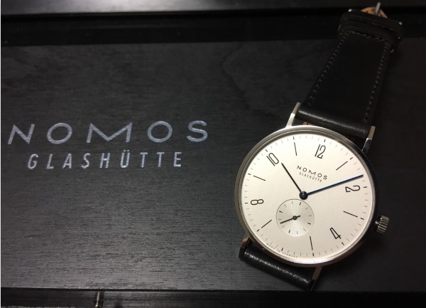 ｢初めての高級時計にノモス タンジェント(38mm)を買いました｣