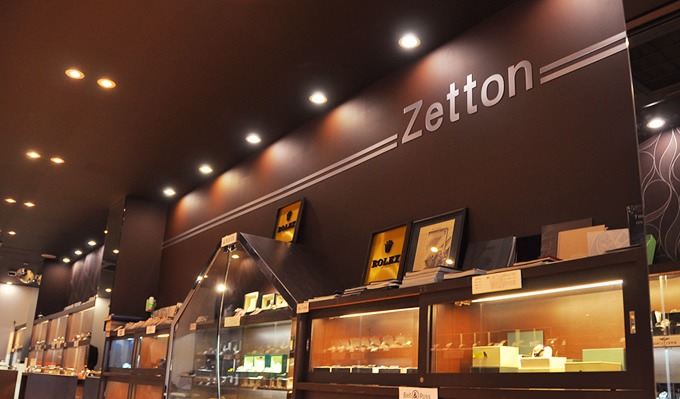 ゼットン時計店の特徴