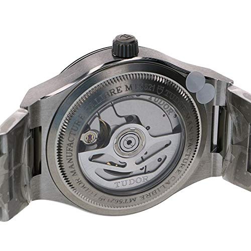 手首での存在感が大きい