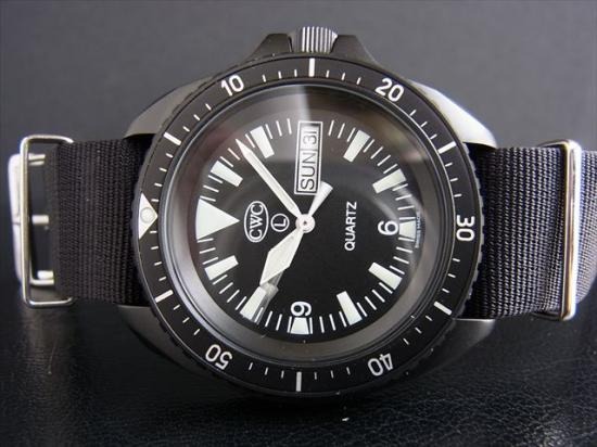 CWC ロイヤル ネイビー SBS ダイバーズ クオーツ デイデイト