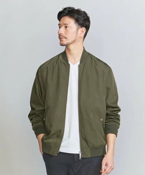 "カーキ"MA-1に合わせるメンズ人気コーデ14選