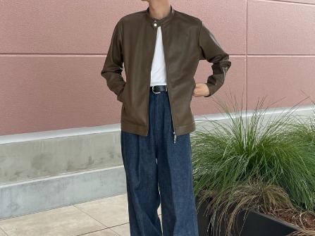 コーデ6：センターラインパンツと合わせる