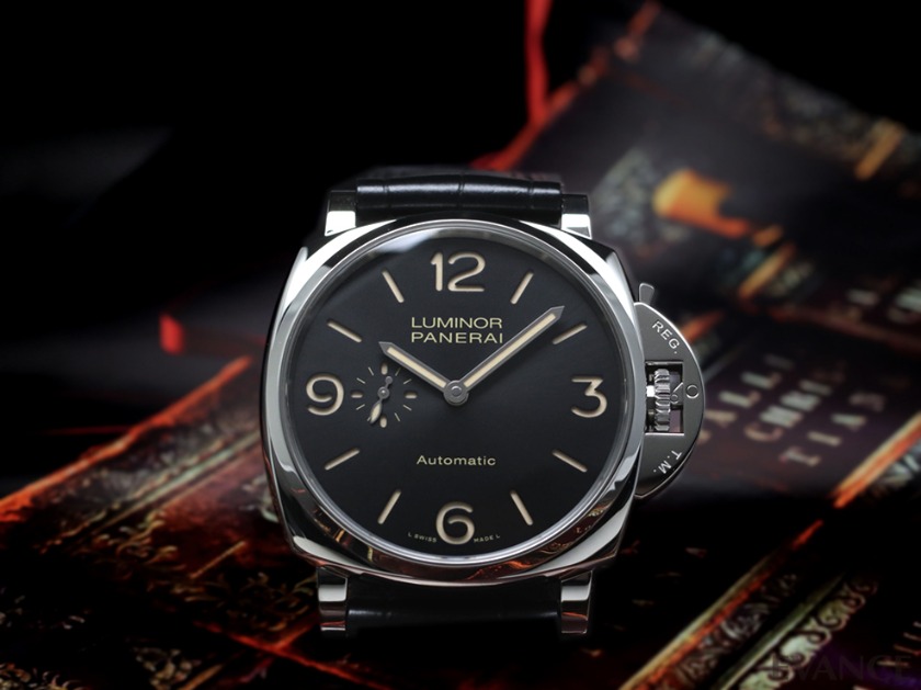 ④時計モデルが流行している時