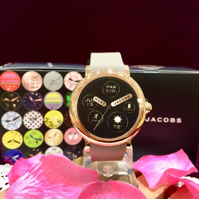 マークジェイコブス スマートウォッチ MARC JACOBS 時計 ブラック