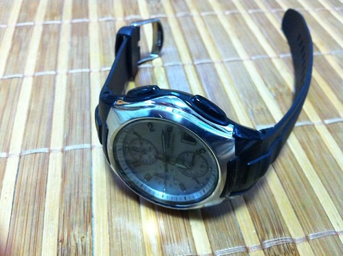 手順1:ベルトのバネ棒を外しておく