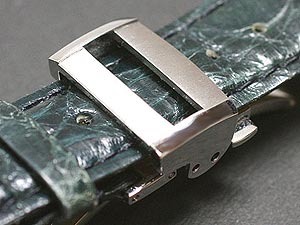 腕時計をDバックルに付け替える方法