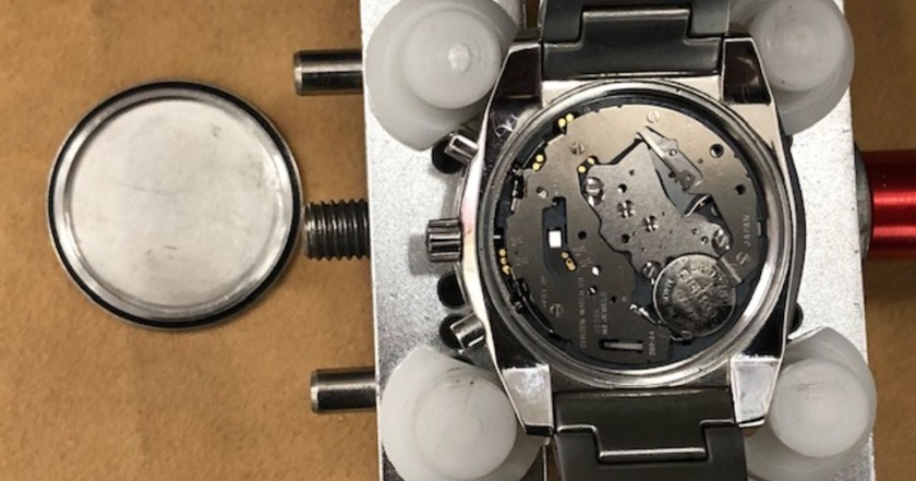 手順②電池をセットする