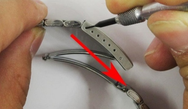 Cリングタイプのバンド交換 注意点