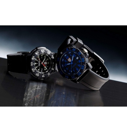 ルミノックス 腕時計 ネイビーシールズ　レッドハンド 3001RH