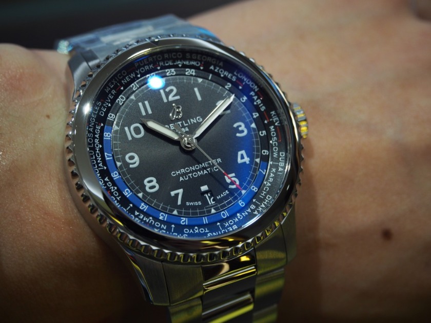 ナビタイマー8 ユニタイムの特徴・機能