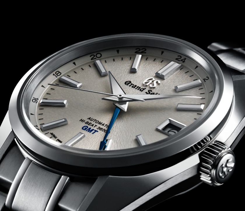 岩手山の尾根をデザインした限定モデル