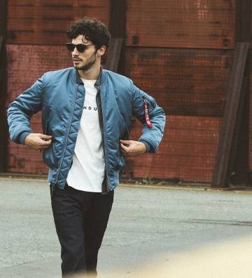 ②細見えする「スキニー/テーパード」