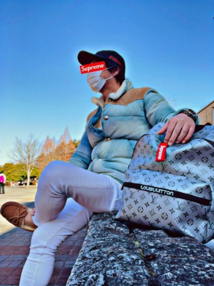 ③レザーリュック(メンズ)×ハイブランドコーデ