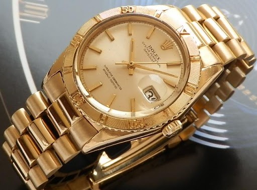 ロレックス"金無垢"の買取は人気のお店で