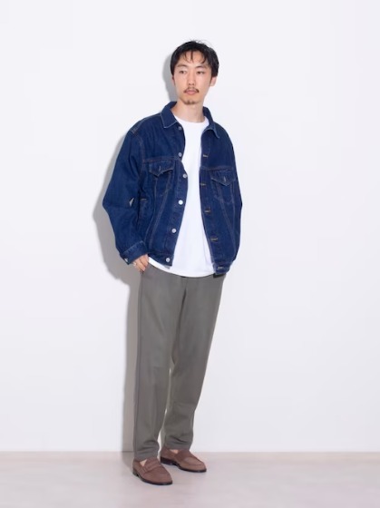 ②濃すぎない「インディゴブルー」