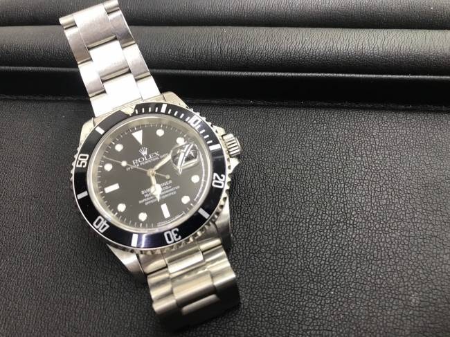 サブマリーナデイト 16610Tの買取相場