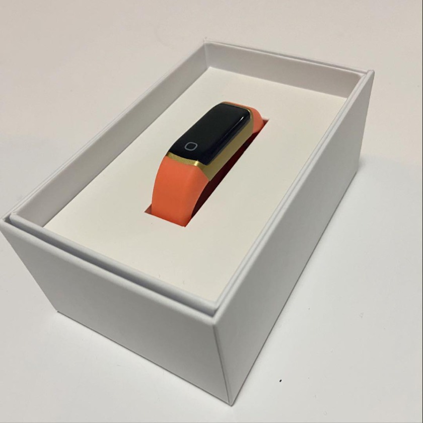 特茶のスマートウォッチ ③オレンジ