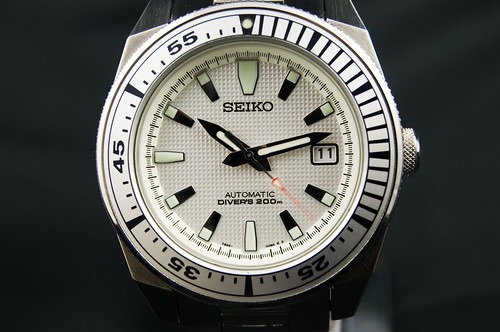 カンセキ市貝店の特徴・品揃え