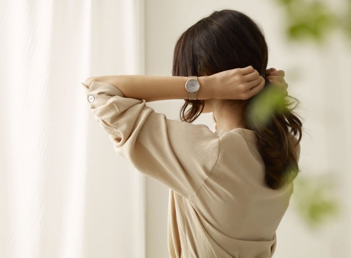 フランス製のエレガントなジュエリーウォッチ