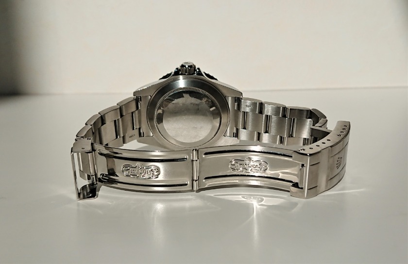 ロレックスサブマリーナーの実機レビュー