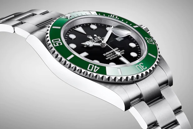 ロレックス「サブマリーナーデイト」グリーンは今が買い時