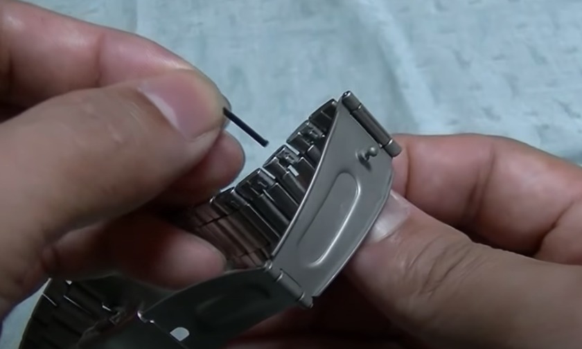 STEP3:ピンを戻し入れる