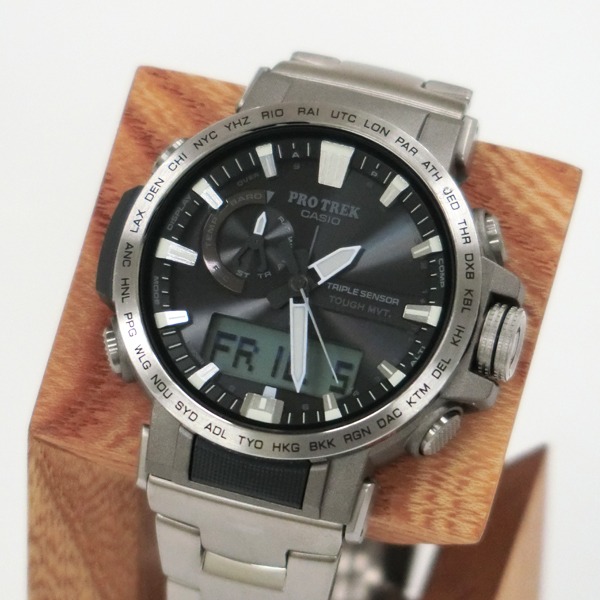 CASIO(カシオ)タフソーラー腕時計：PRW-60T-7AJFの特徴・機能