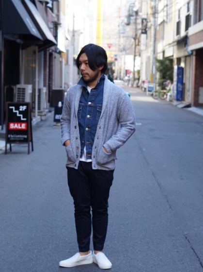 コーデ8：ブルー×グレーカーディガン