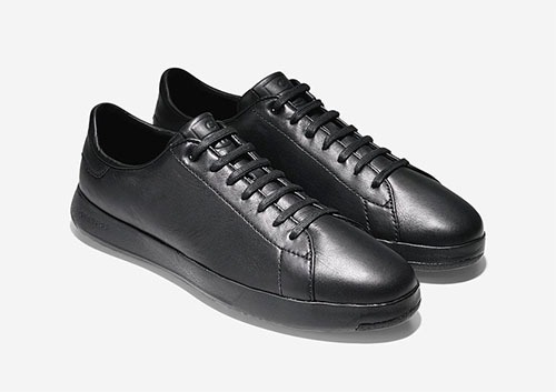 選び方2：デザイン控えめの「ローテクタイプ」