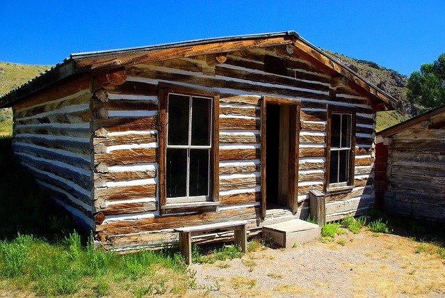 西宮市の時計店：飯塚時計店
