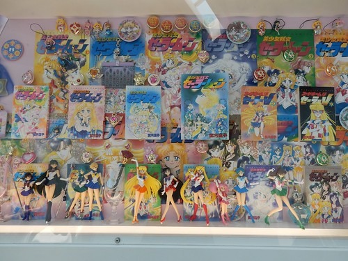 セーラームーンのコラボ腕時計とは？価格や特徴も紹介