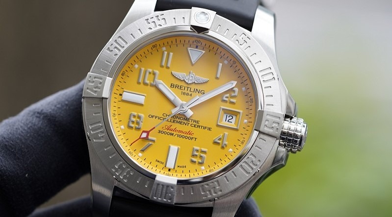 ブライトリングアベンジャー2はどんな時計？