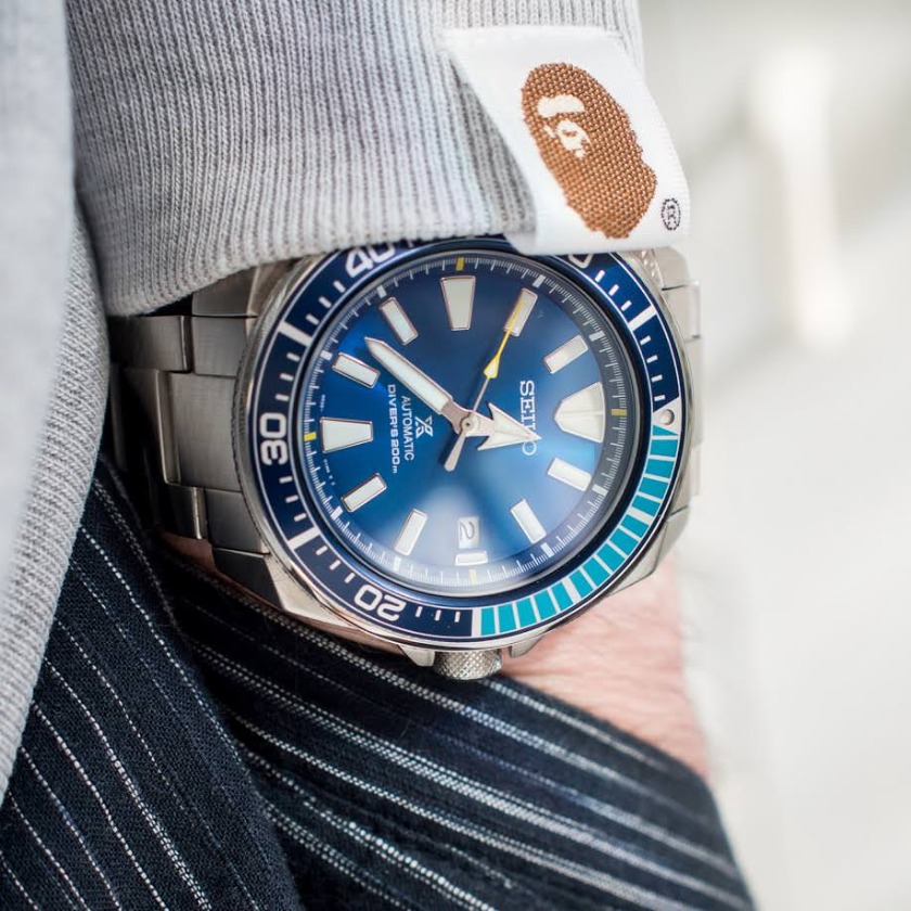 ステンレスの重量感がいい感じ