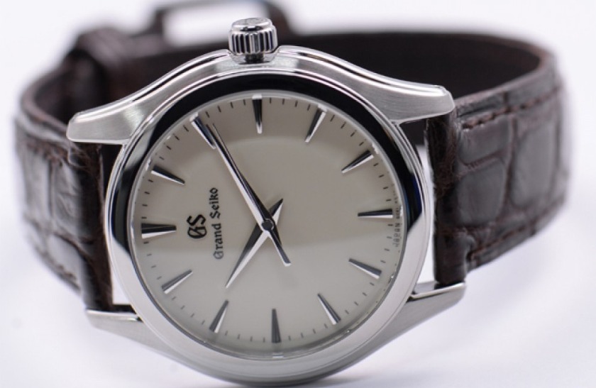 SBGX209(グランドセイコー)は小ぶりでも中身は一流品