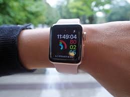 アップルウォッチと比較して少し重い