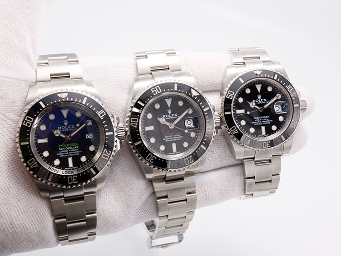ロレックスのシードゥエラーとディープシーは似ている？