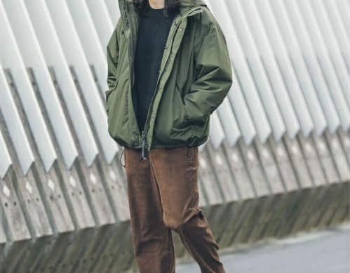 マウンテンパーカー×メンズコーデ⑤URBAN RESEARCH Sonny Label