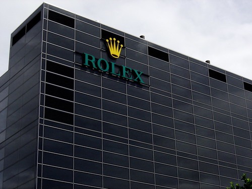 正規店での定価が上がる