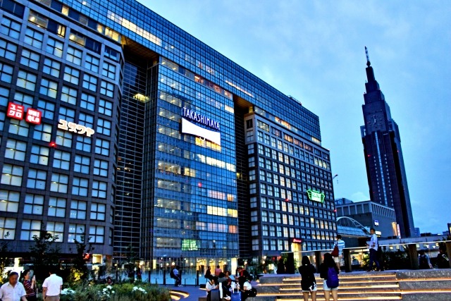 ブライトリング正規店の特徴