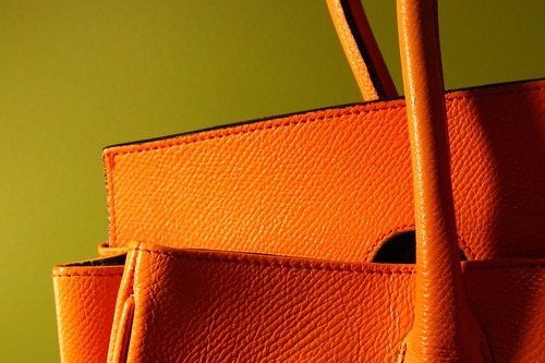 ・品質の良いレザーを使用