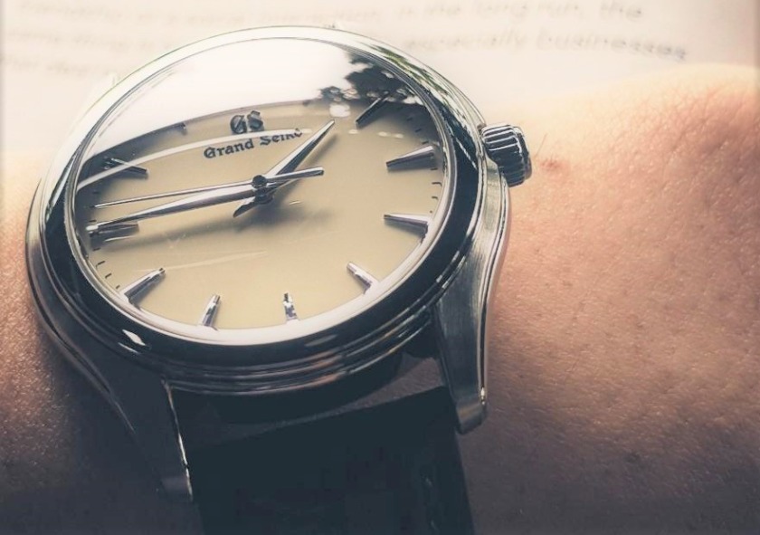 SBGX209(グランドセイコー) 日本人にピッタリな小さ目モデル