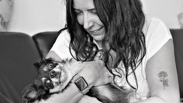 AppleWatchのセラミックは割れづらくて丈夫な腕時計