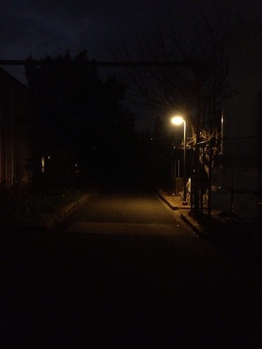 夜にカレンダーの日付を回さないこと