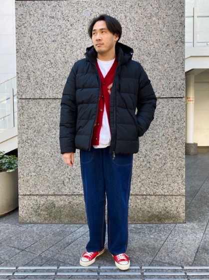 黒×赤カーディガン