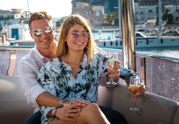 アントニオ・ボガティはエレガントなファッションウォッチ