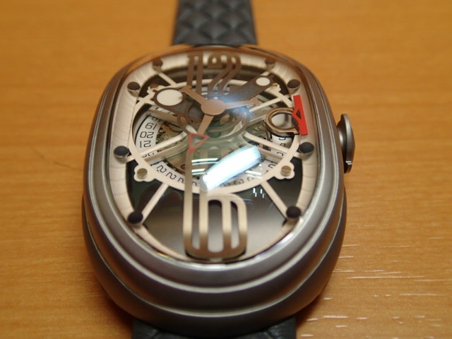 グリモルディ　腕時計